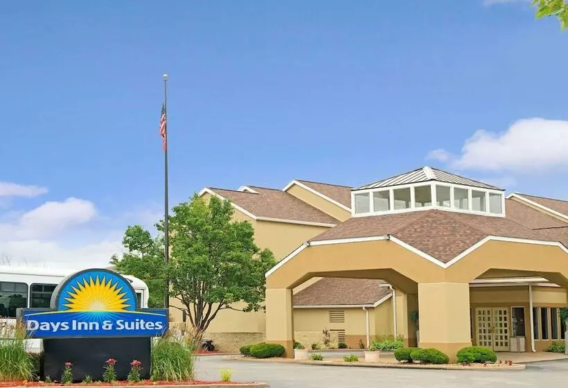 هتل Days Inn By Wyndham St. Louis/westport Mo