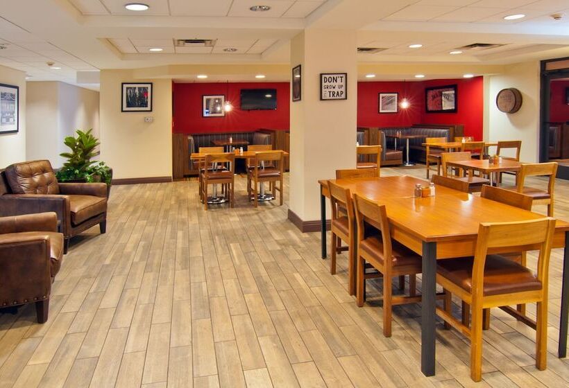 فندق Four Points By Sheraton Nashville Airport