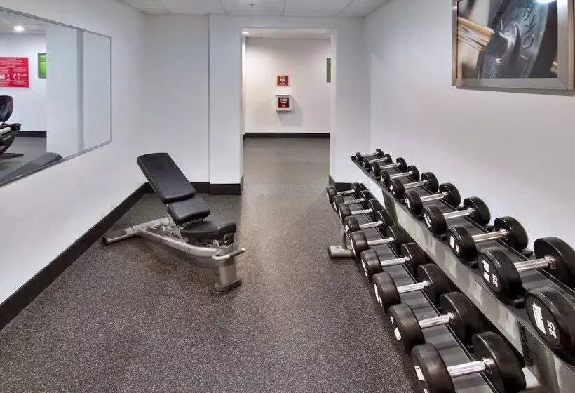 בית מלון כפרי Four Points By Sheraton Nashville Airport