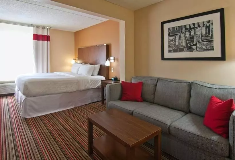 בית מלון כפרי Four Points By Sheraton Nashville Airport