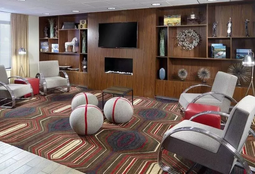 בית מלון כפרי Four Points By Sheraton Nashville Airport