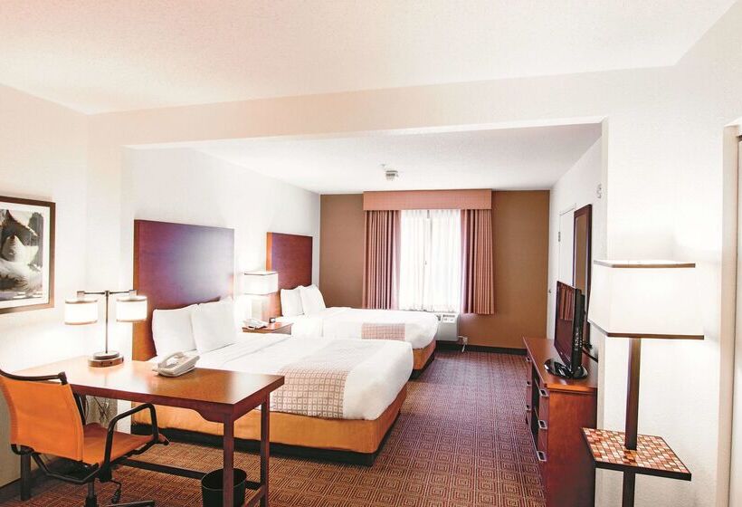 酒店 La Quinta By Wyndham Bannockburn Deerfield