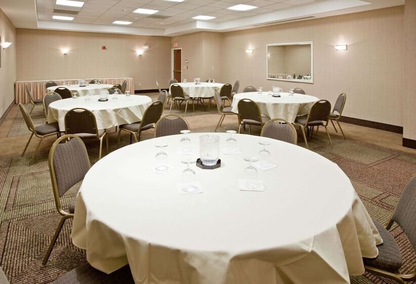 酒店 La Quinta By Wyndham Bannockburn Deerfield