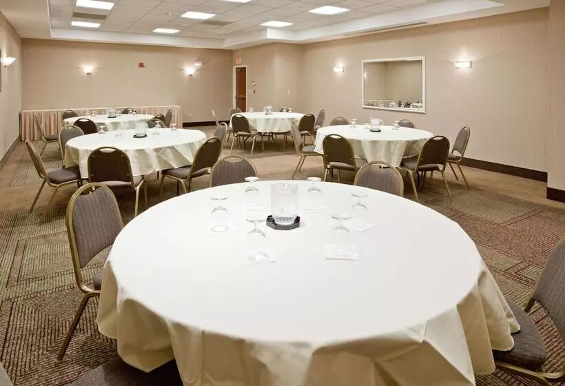 Отель La Quinta By Wyndham Bannockburn Deerfield