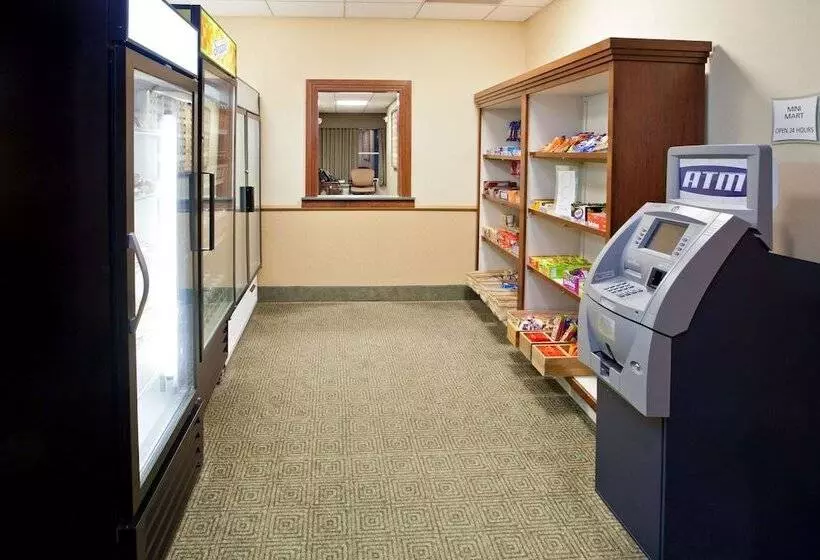 Отель La Quinta By Wyndham Bannockburn Deerfield