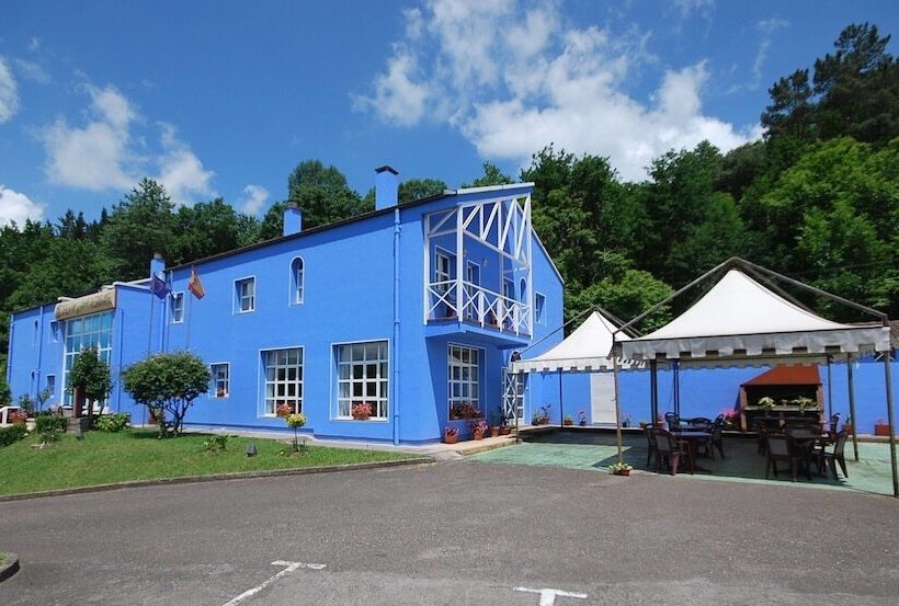 Hotel Rural Vega Del Sella