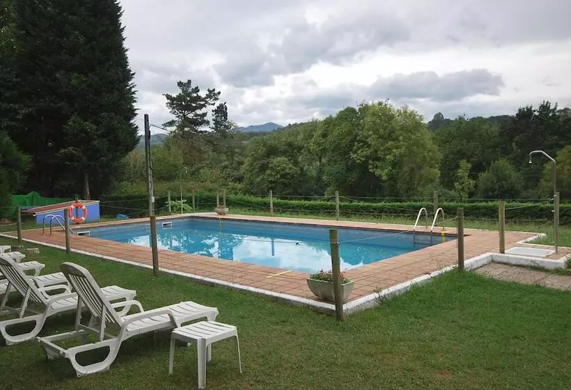 田舎風ホテル Vega Del Sella