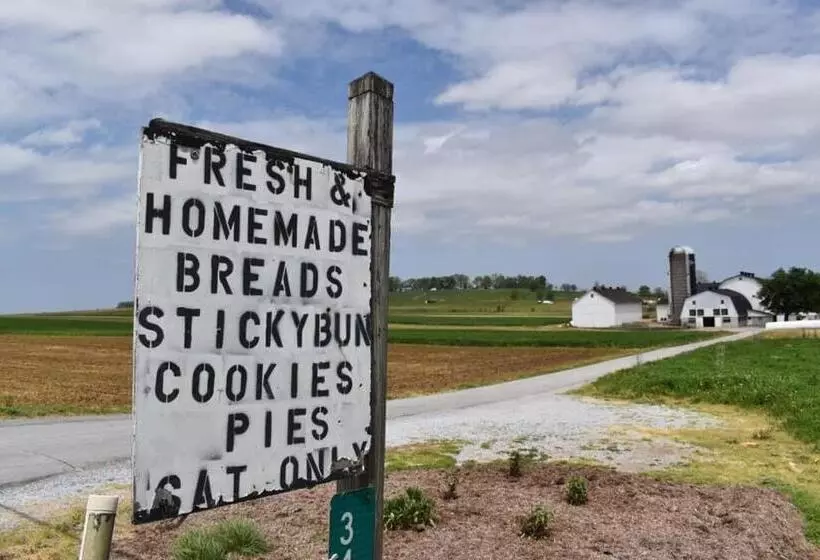 בית מלון כפרי The Country Inn Of Lancaster