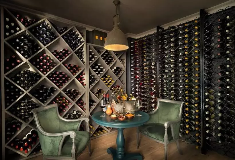 هتل Anantara Stanley & Livingstone Victoria Falls