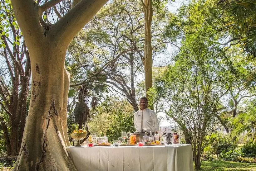 هتل Anantara Stanley & Livingstone Victoria Falls
