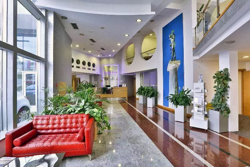 هتل Putnik Inn Belgrade