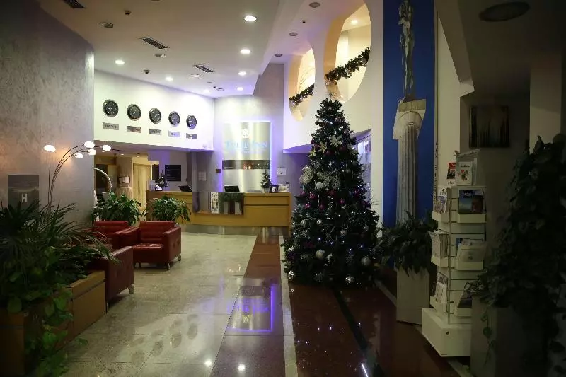 هتل Putnik Inn Belgrade