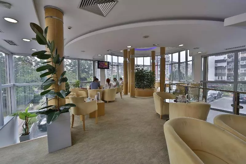 هتل Putnik Inn Belgrade