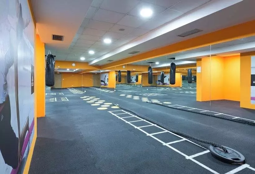 هتل Putnik Inn Belgrade