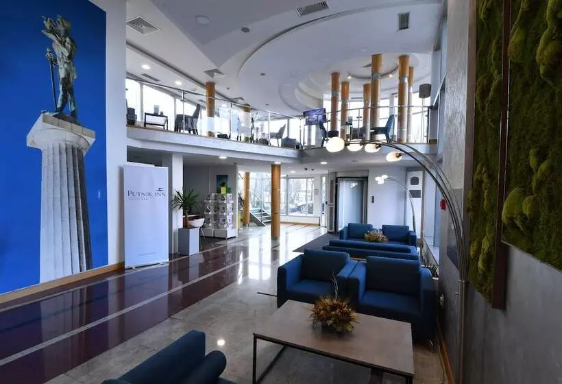 هتل Putnik Inn Belgrade