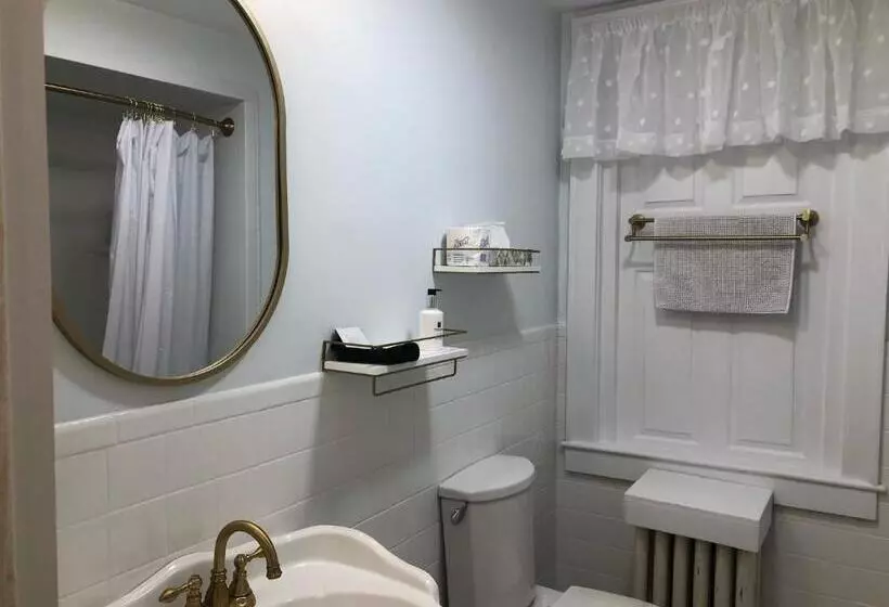 酒店 William's Grant Inn Bed And Breakfast