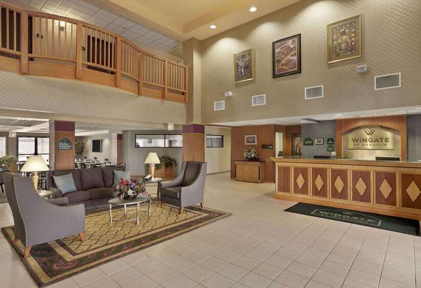 هتل Wingate By Wyndham Pueblo