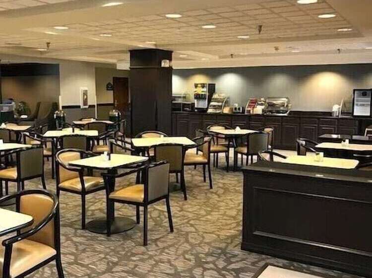 هتل Wingate By Wyndham Pueblo