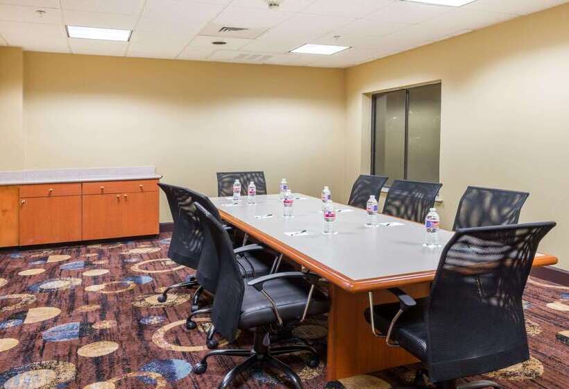 Hotel Wingate By Wyndham Sulphur Near Lake Charles