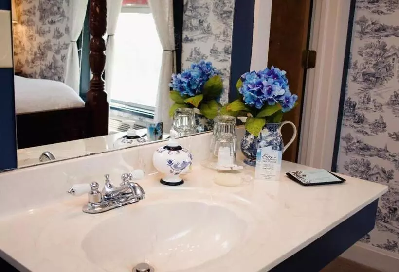 호텔 Woodstock Inn Bed & Breakfast