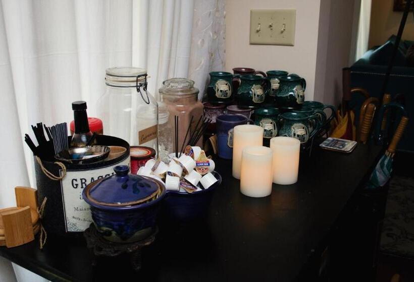 호텔 Woodstock Inn Bed & Breakfast