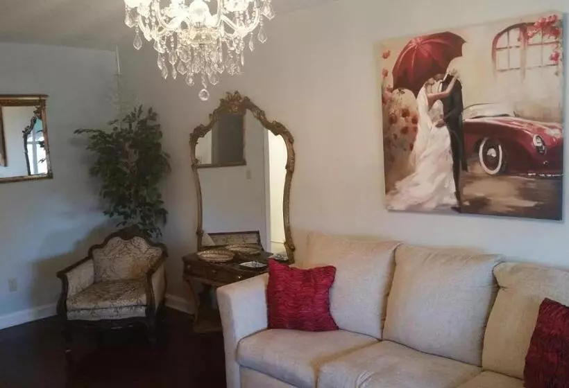 호텔 Woodstock Inn Bed & Breakfast