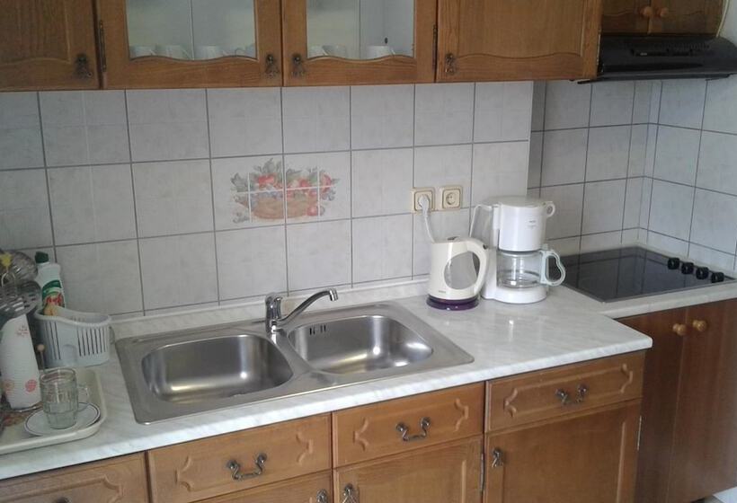 Apartment Marija Selce / One Bedroom A1