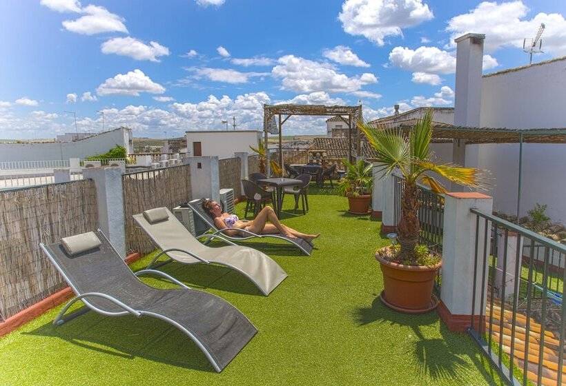 مسافرخانه Arc House Cordoba