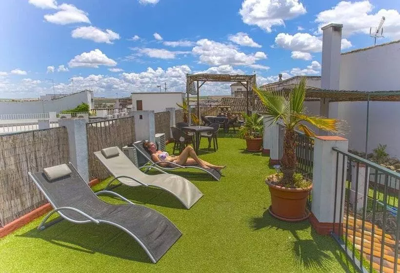 مسافرخانه Arc House Cordoba