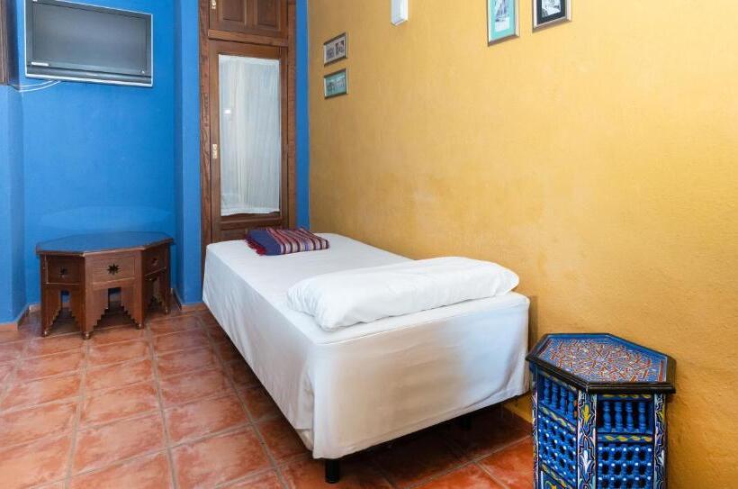 مسافرخانه Safestay Cordoba Mezquita Catedral