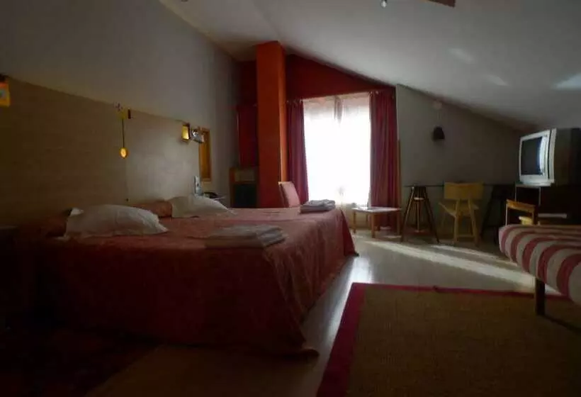 فندق Castillo Del Alba