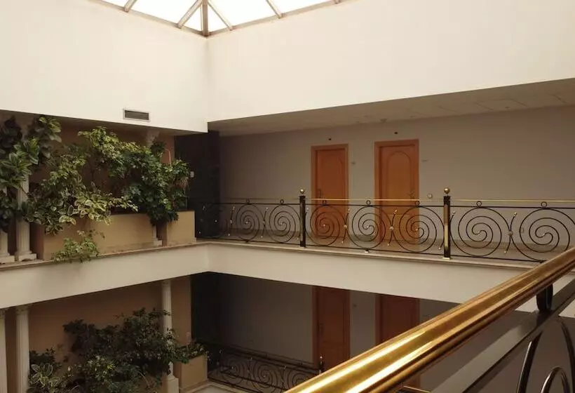 ホテル Madrid Parla