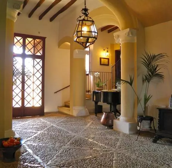 Hotel Finca Raims