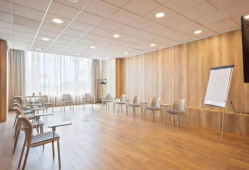 Отель Best Front Maritim