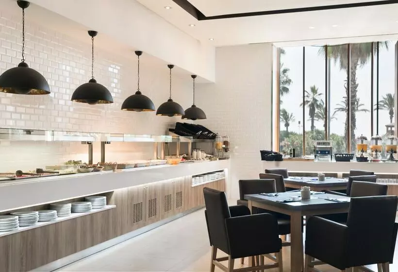 Отель Best Front Maritim