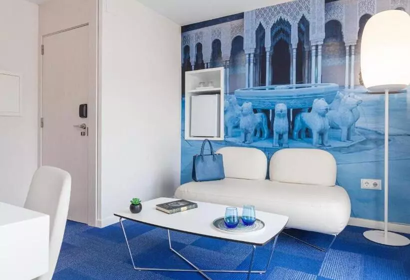هتل Maciá Granada Five Senses Rooms & Suites