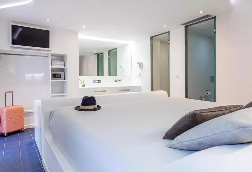 هتل Maciá Granada Five Senses Rooms & Suites