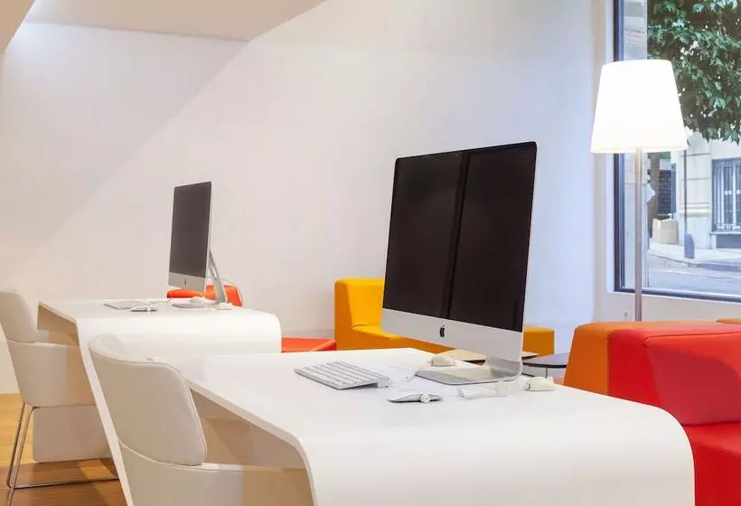 هتل Maciá Granada Five Senses Rooms & Suites