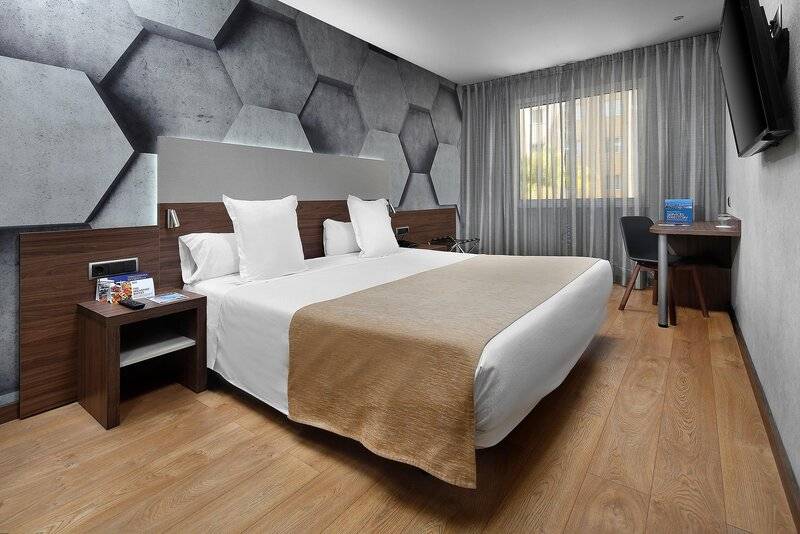 هتل Hcc Montblanc