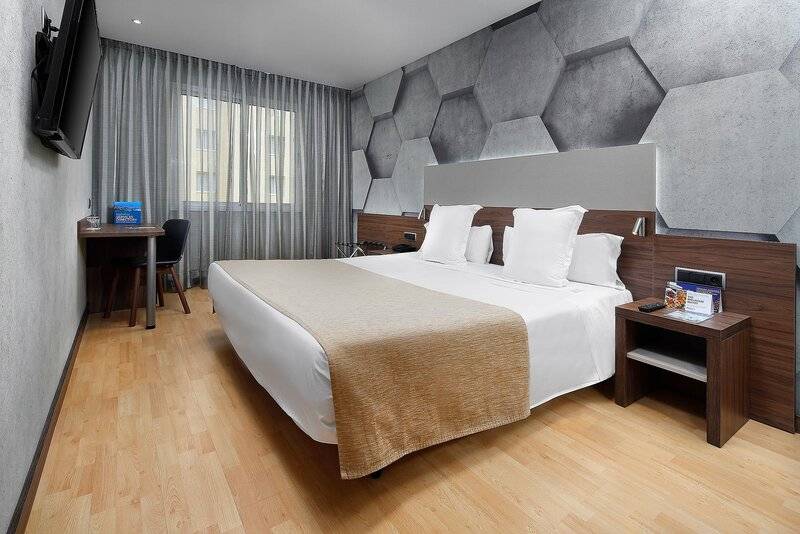 هتل Hcc Montblanc