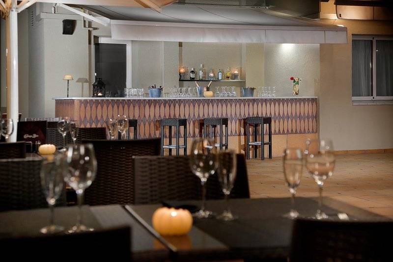 هتل Hcc Montblanc