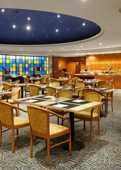 هتل Hcc Montblanc