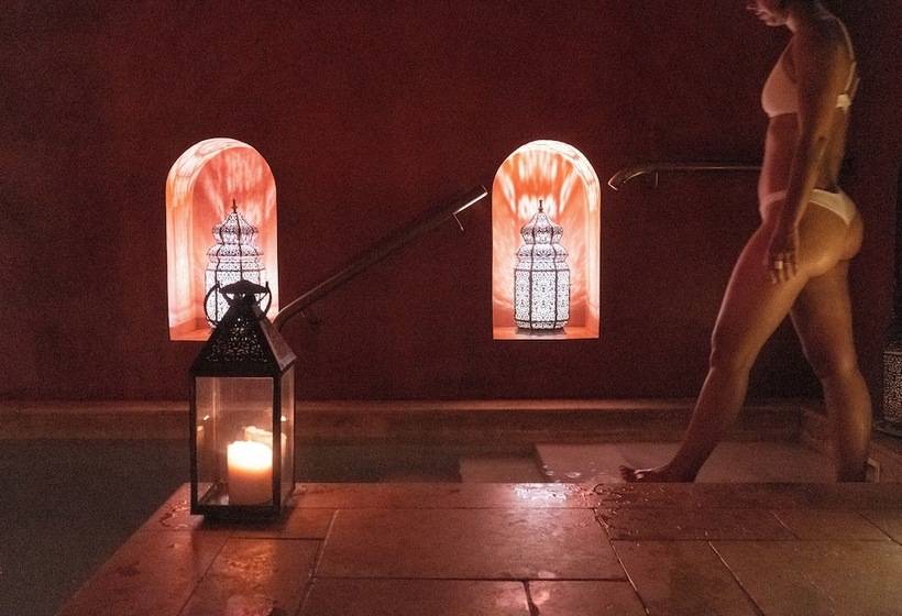 هتل La Casa Del Califa