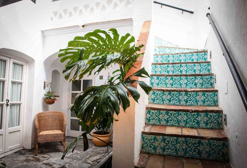 هتل La Casa Del Califa