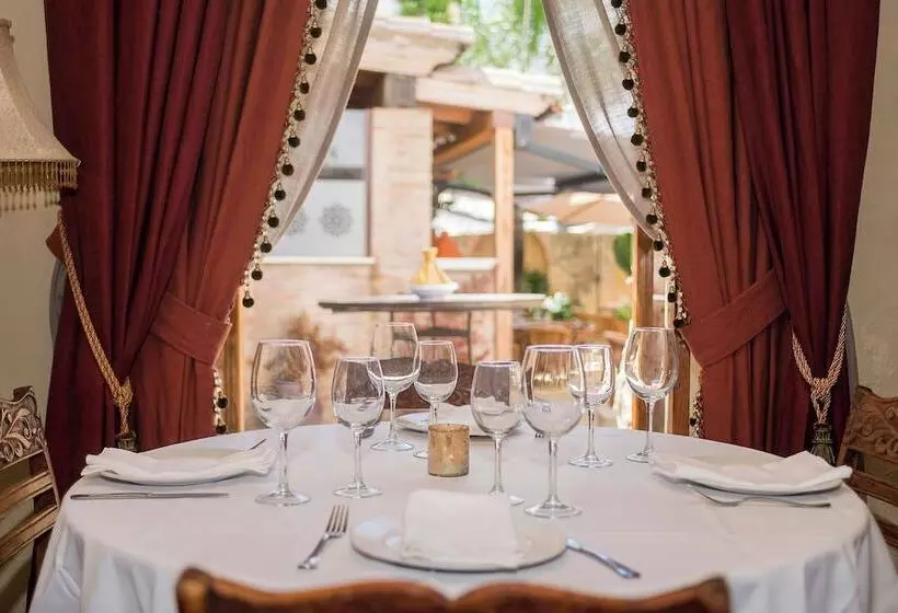 Otel La Casa Del Califa