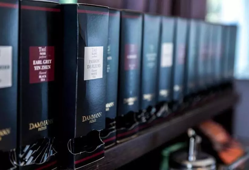 호텔 Logis Hôtel Restaurant Des Châteaux