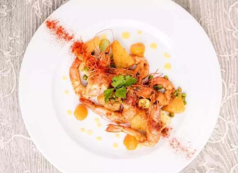 호텔 Logis Hôtel Restaurant Des Châteaux