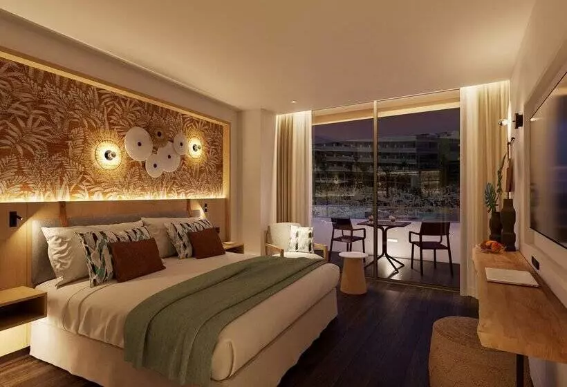 هتل Mediterranean Palace