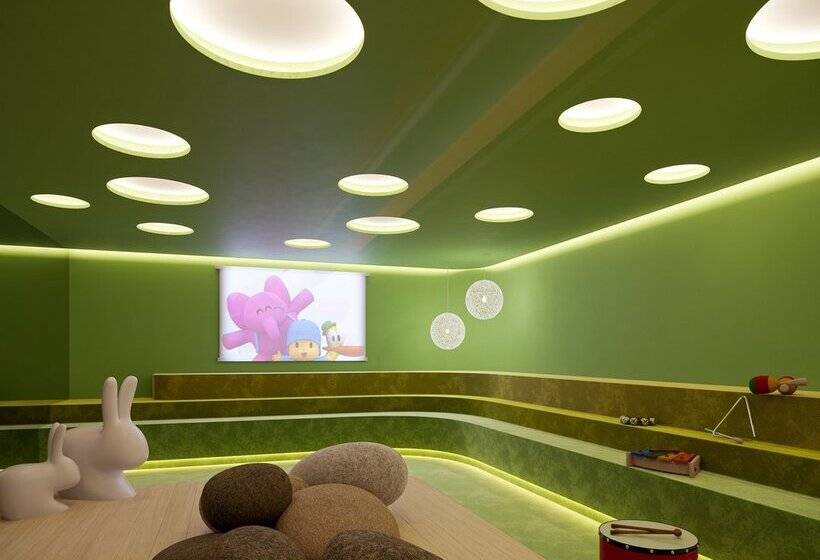 Hotel Mediterranean Palace