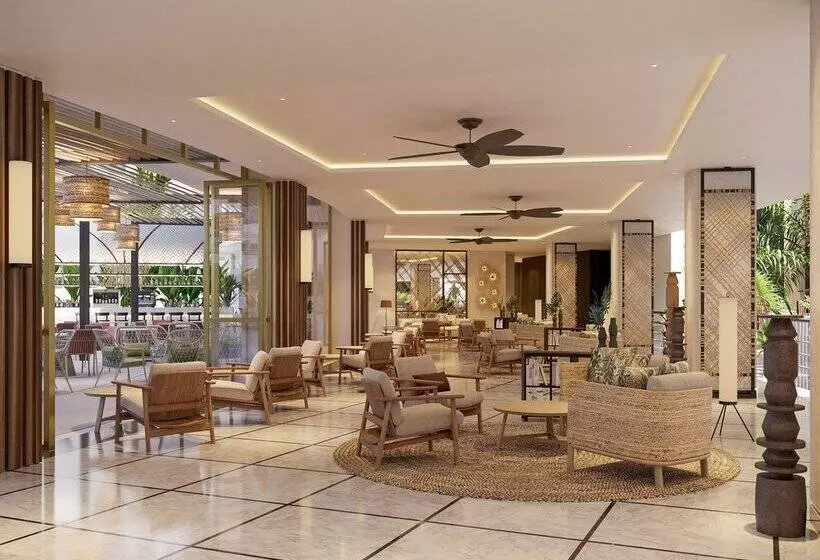 هتل Mediterranean Palace